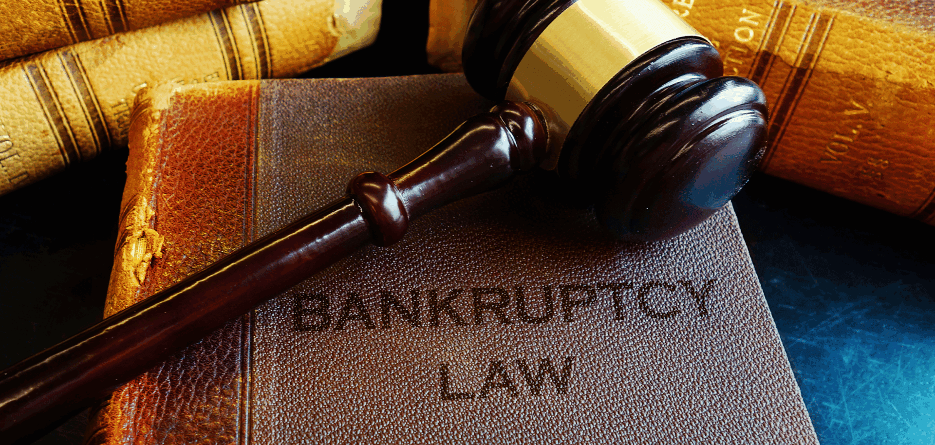 Gavel on bankruptcy law book and documents.